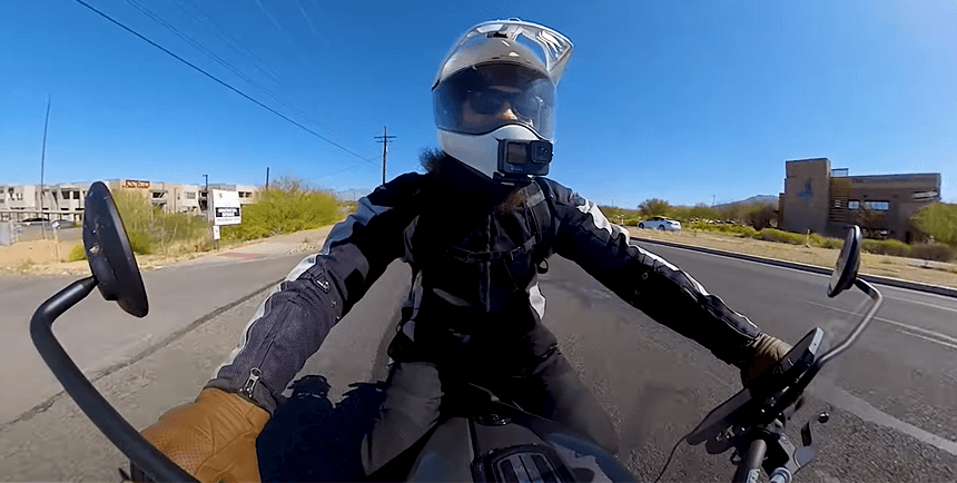 Should You Wear A Full Face Motorcycle Helmet In Summer